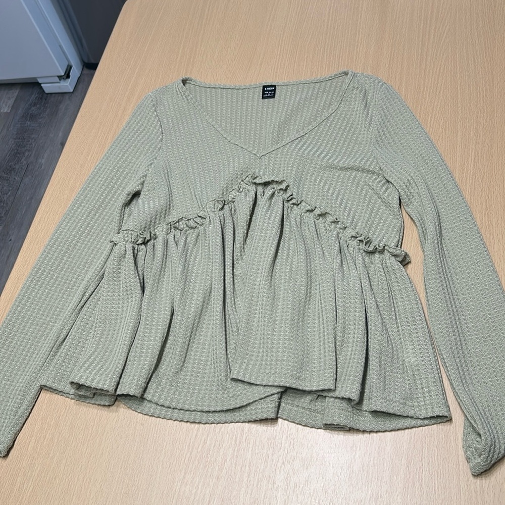 Never worn, size small, shein blouse